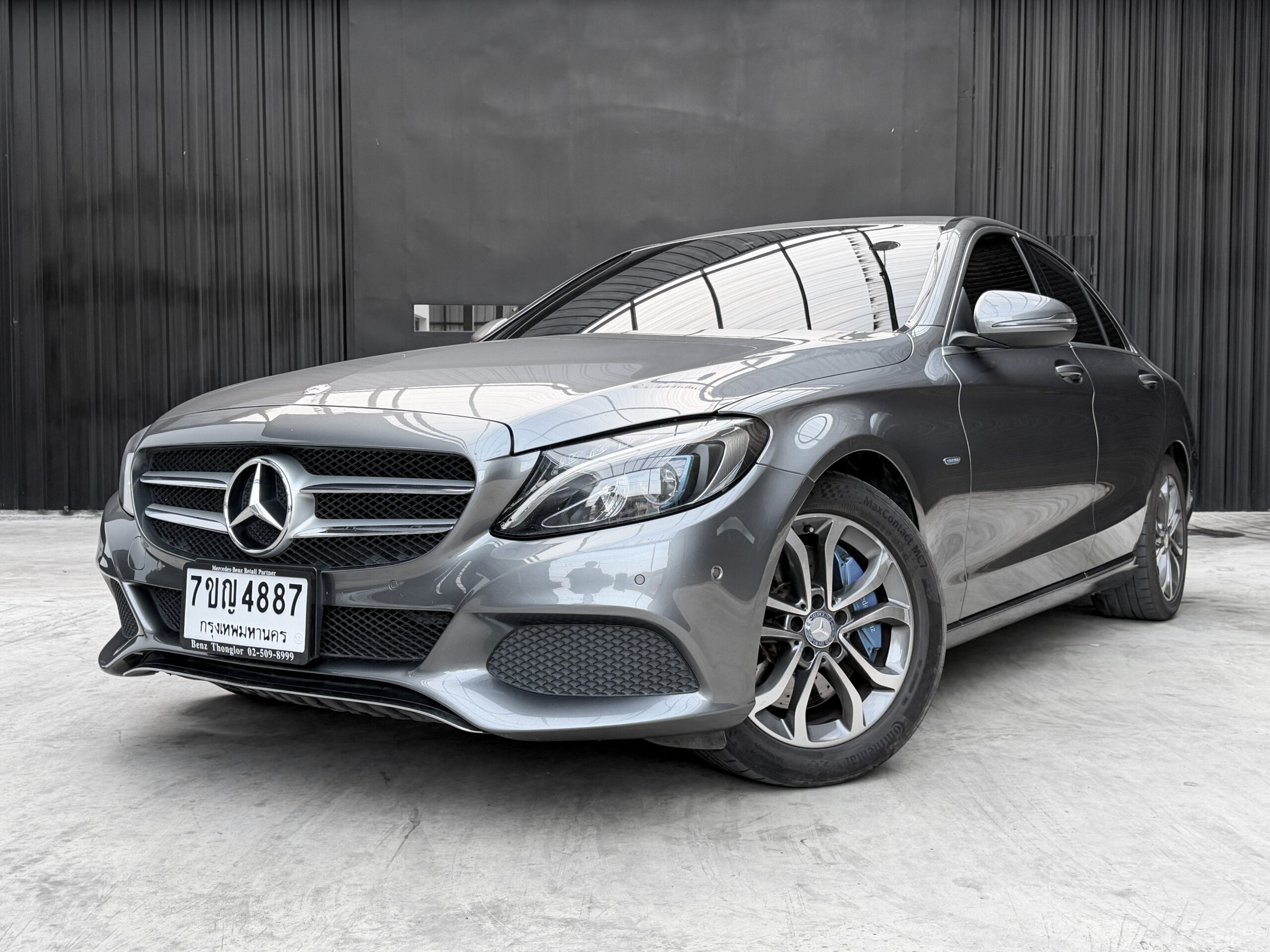 Mercedes Benz C350e Avantgarde 2017 (W205) เซอร์วิสครบ โช๊คถุงลมเปลี่ยนครบ 4 ต้น