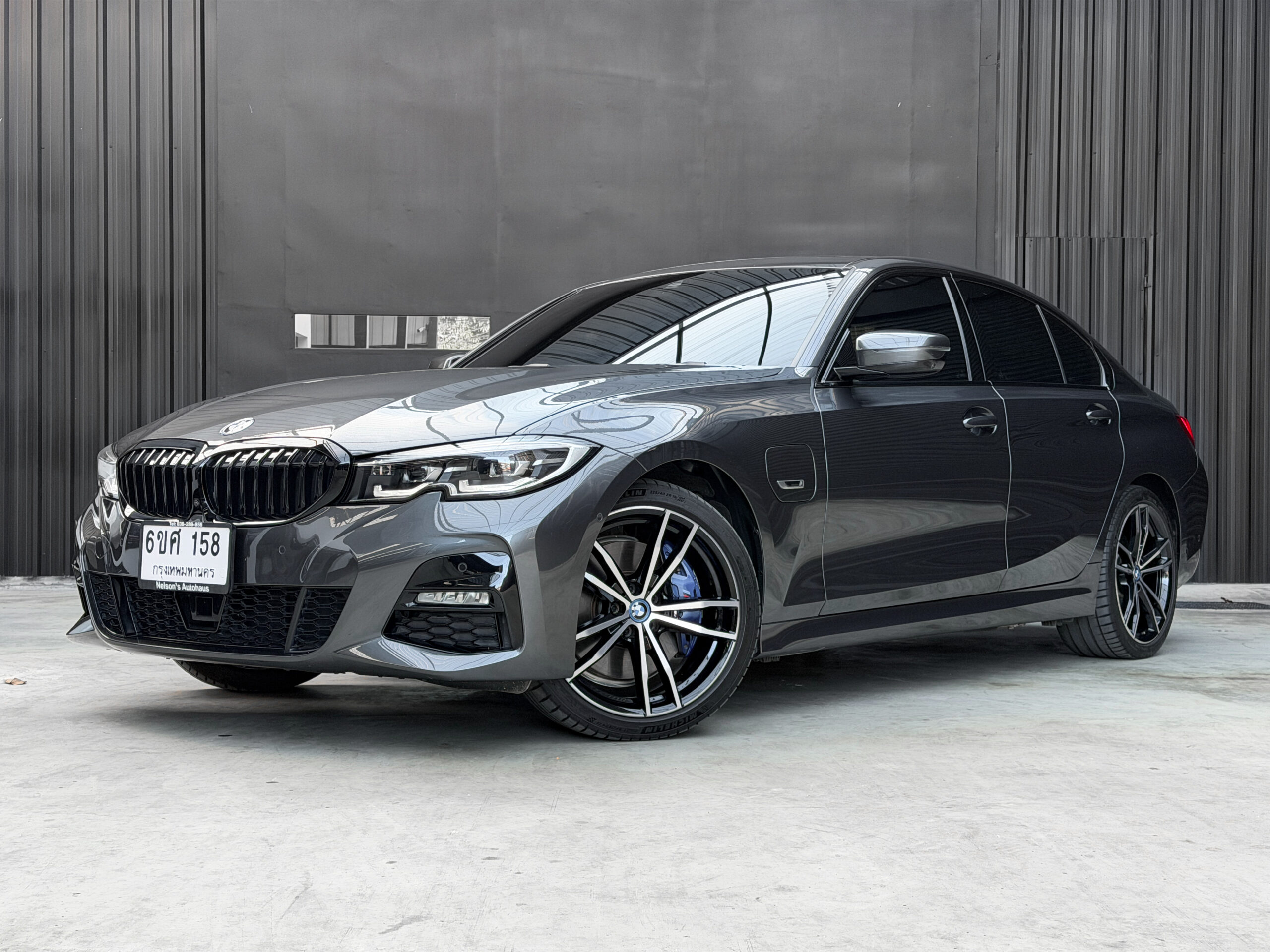 🌟BMW 330e M Sport (G20) 2022 ไมล์ 54,xxx km ตัวท็อปยอดนิยม สีเทา เบาะเเดง Option หายาก มีทรงพร้อมขับ